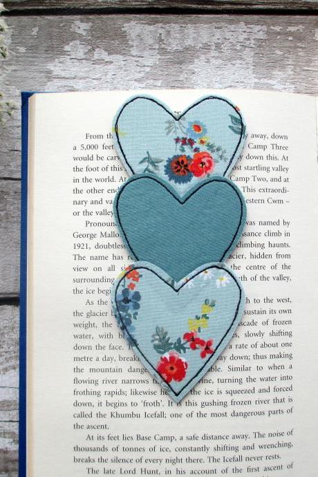 Heart Trio Bookmark, Fabric Bookmark, Unique Bookmark, Gift for Book Lover / Bookworm / Teacher